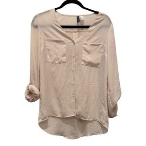 Divided H&M Light Cream Beige V-Neck Button Down Blouse Size 4